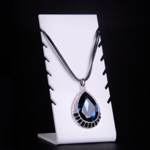 China Acrylic Jewelry Display | T-bar | Store Fixture - SOONXIN 20 L Shape Stand Up White Acrylic Necklace Holder